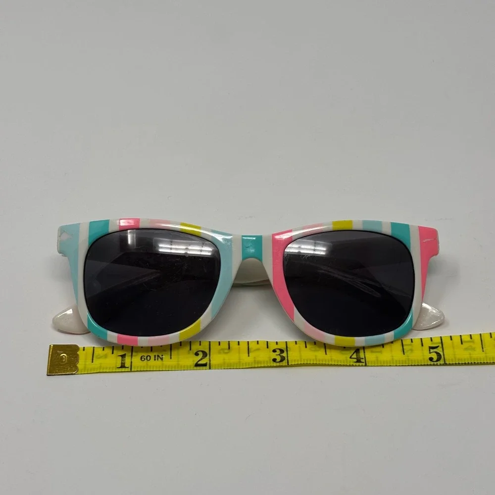 Carters Sunglasses Girls Multicolor‎ Striped Retro Wayfarer Beach Summer